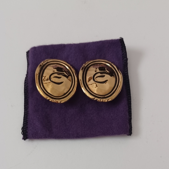 Elizabeth Taylor for Avon Signature Gold Coast Medallion Earrings Clip Vintage - Picture 3 of 5